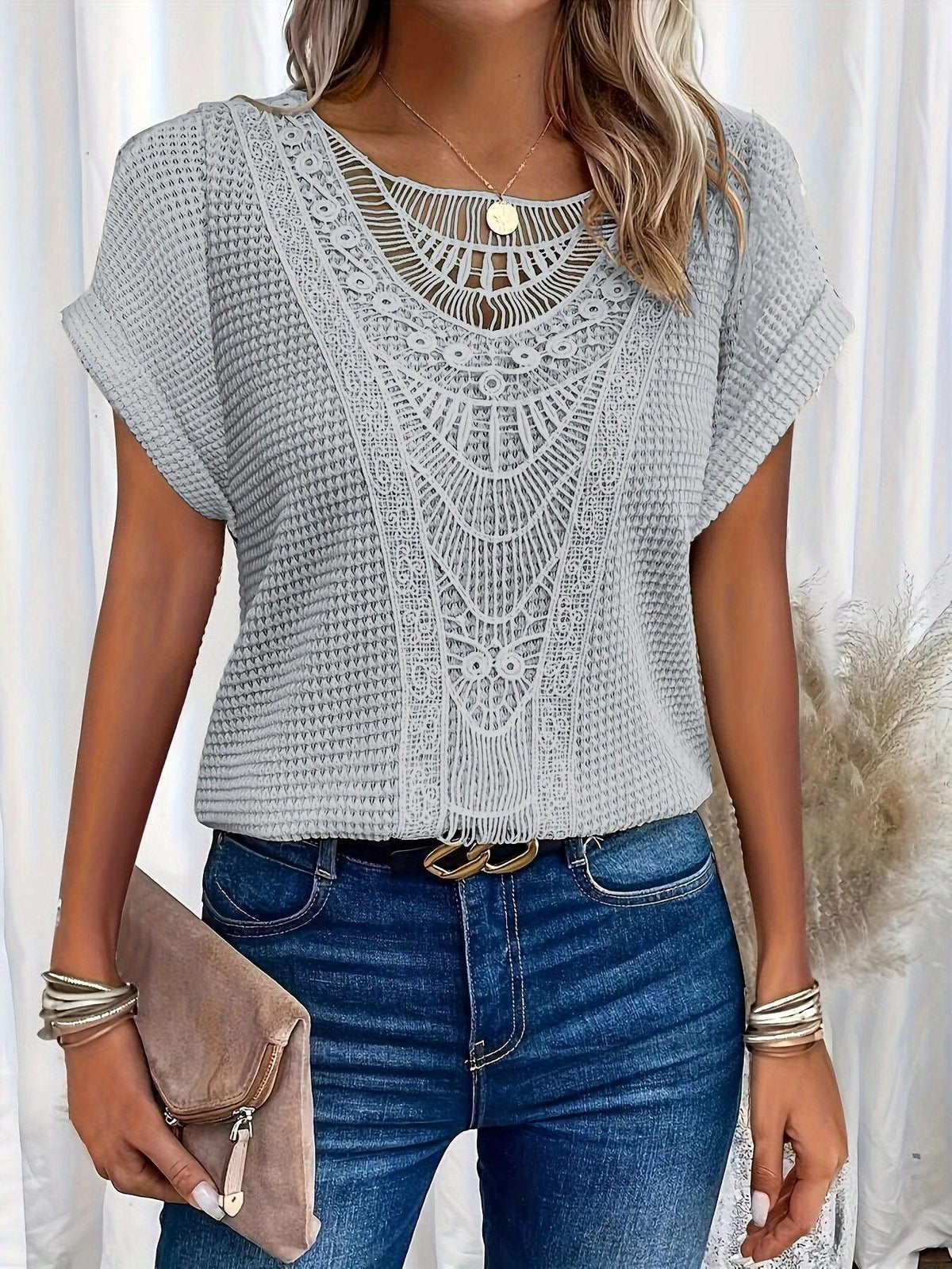 Clio | Knitted Top with Intricate Detailing
